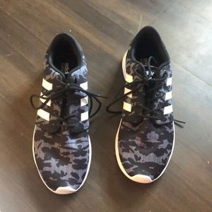 Adidas women sneakers